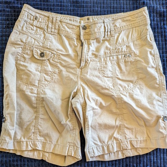Natural Reflections - women’s beige khaki cargo cotton shorts Sz 10 - Picture 1 of 12
